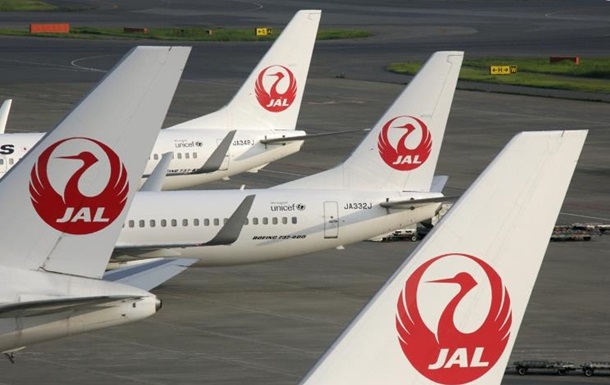 Японські авіакомпанії дозволили використовувати електронні гаджети під час польоту