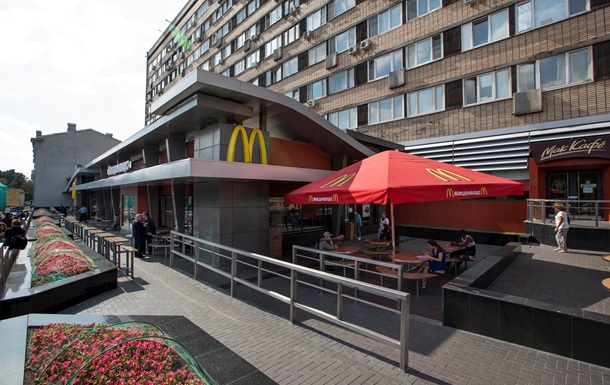 McDonald s закриває кілька десятків закладів у Росії 