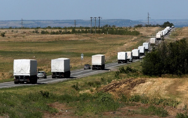 Вантажівки гумконвоя повернулися до Росії - ЗМІ