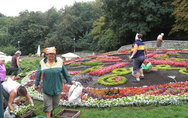 В Киеве коммунальщики присвоили миллион гривен, выделенных на озеленение города 