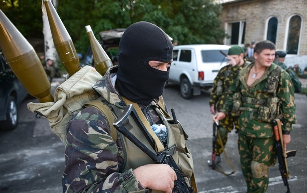 Сепаратисти продовжують обстріли силовиків - РНБО