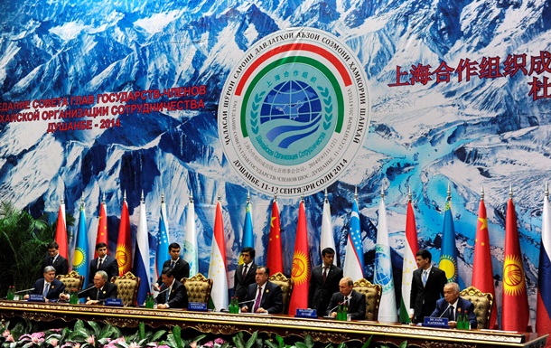 Китай предложил Таджикистану новые условия сотрудничества