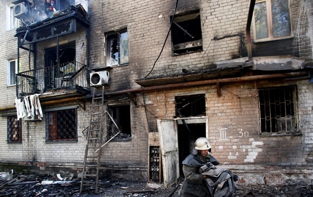 Бои в Донецке: погибли два человека, горят частные дома – мэрия