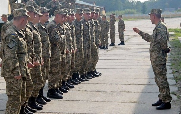 Яценюк поручил силовикам быть в полной боевой готовности