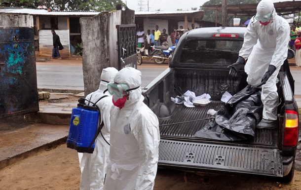 Президент Ліберії закликає світову спільноту допомогти в боротьбі з вірусом Ебола 