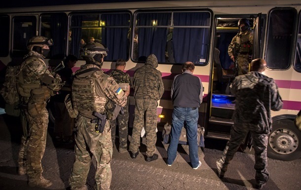 За время перемирия на Донбассе освобождены 20% пленных военнослужащих – Семенченко
