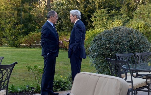 Лавров и Керри в ходе встречи обсудили ситуацию в Украине
