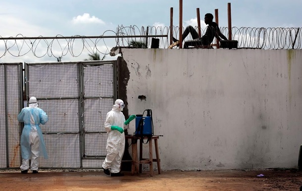 Дві жертви Еболи  воскресли з мертвих  - ЗМІ