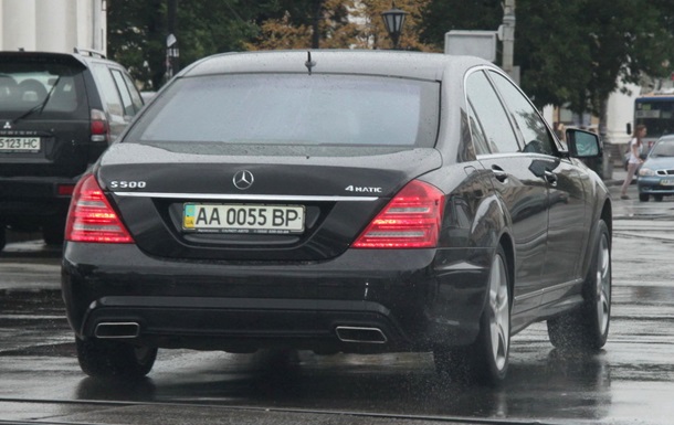 В Україні запатентували автомобільні номери з європейською символікою 
