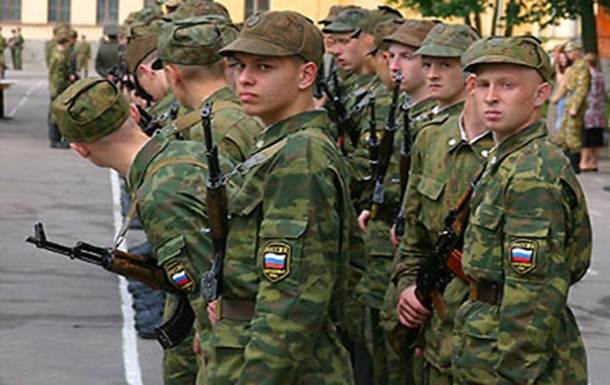 С 2015 года крымчан призовут в российскую армию 