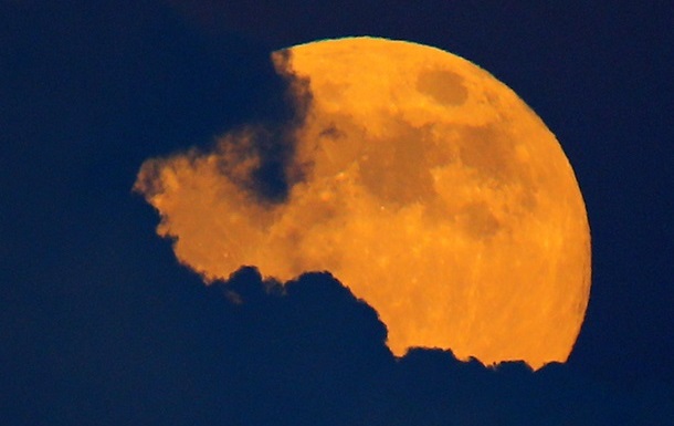 На Луне обнаружены засыпанные извержением долины