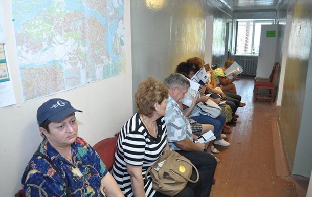 Беженцам с Донбасса будут платить больничные по новому месту жительства