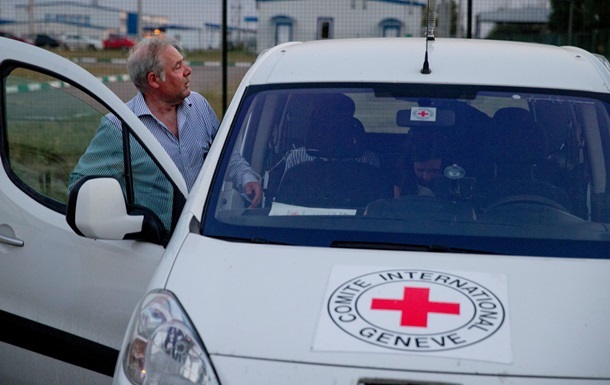Красный Крест приостановил свою деятельность в Украине