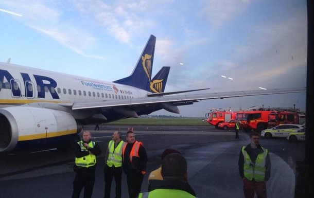 Два пасажирські літаки зіштовхнулися в аеропорту Дубліна 