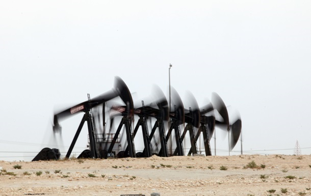 Нафта подешевшала до мінімуму з квітня 2013 року