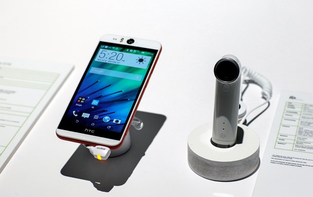 HTC представила смартфон с 13-мегапиксельной фронтальной камерой