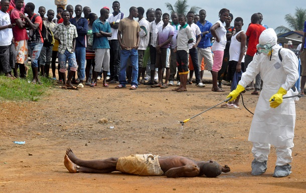 В столиці Гвінеї різко зросла кількість заражених вірусом Ебола