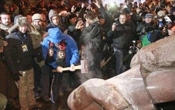 Масове повалення пам ятників Леніну: героїзм чи Донкіхотство?