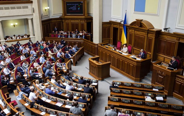 Верховная Рада приняля антикоррупционные законны из-за выборов в парламент Украины