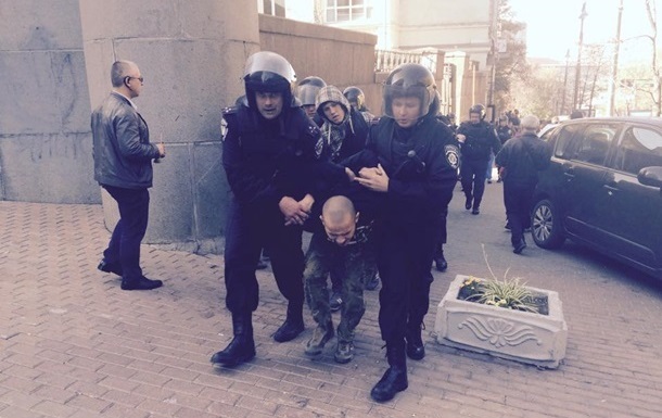 Підсумки 14 жовтня: бої під Радою і нові жертви на Донбасі 