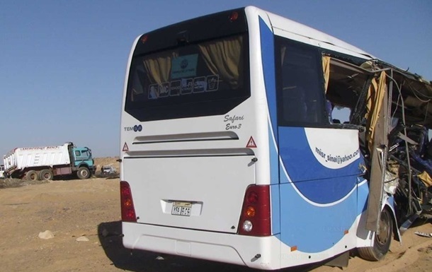 В Испании столкнулись два туристических автобуса: есть погибшие