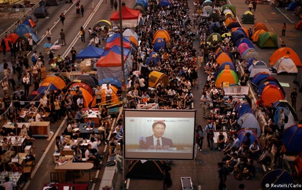 Демонстранты в Гонконге угрожают прервать переговоры с властями