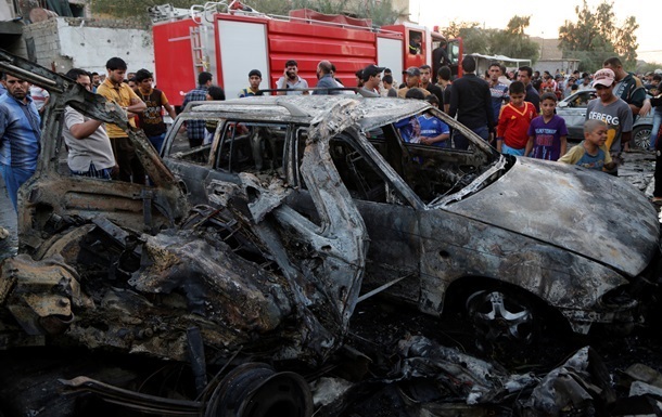 Взрыв в центре Багдада унес жизни 15 человек 