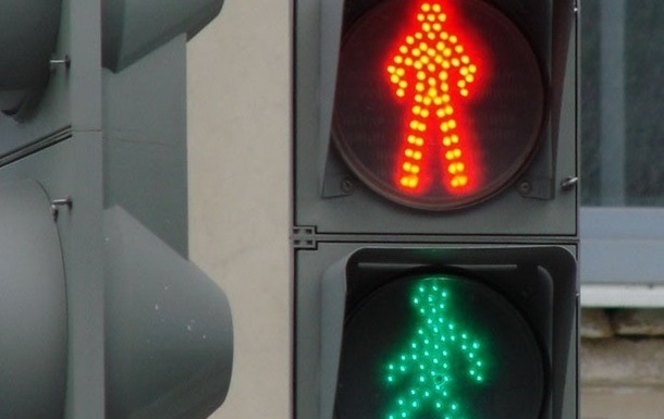В Киеве светофоры для пешеходов переведут в ручной режим работы