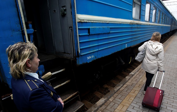 С 20 ноября Укрзализныця отменяет поезд Киев-Луганск