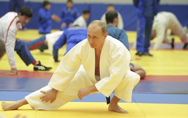 Путін отримав черговий ступінь з карате