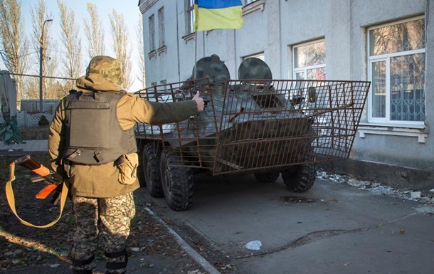 У річницю Євромайдану не обійшлося без жертв у зоні АТО