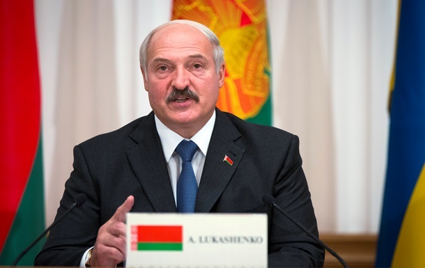 Президент Білорусі переніс операцію