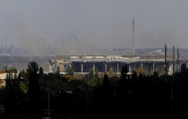 Бойцы АТО отстояли аэропорт Донецка, один погиб – СМИ