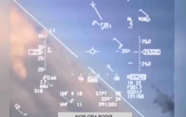 Опубліковано відео, як російський МіГ  підрізав  норвезький винищувач 