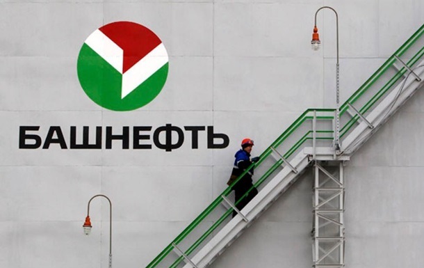 Росія: відібрана в олігарха нафтова компанія перейшла у держвласність
