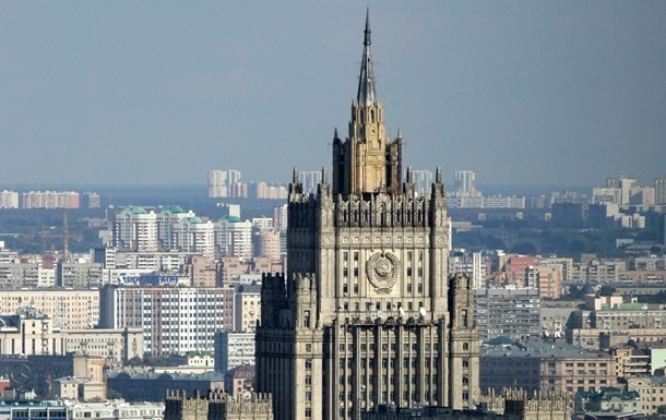 У Москві погрожують відповісти на нові санкції США і Канади