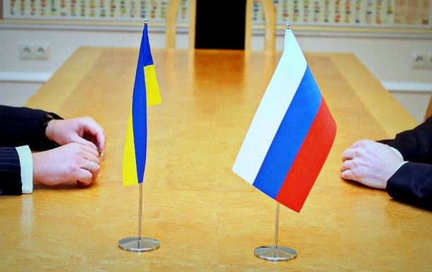 У Росії прокоментували відмову України від позаблокового статусу