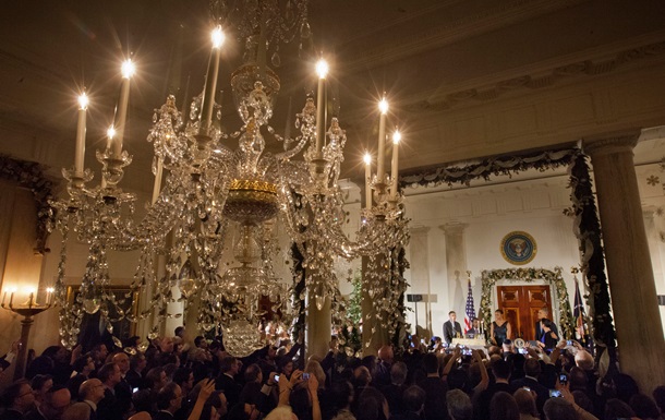 Президент США та його дружина привітали американців з Різдвом