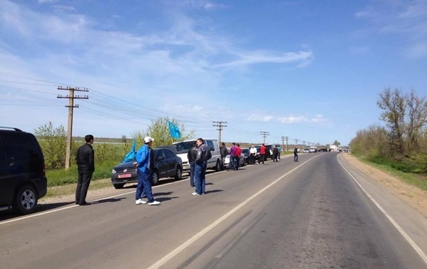 В Крым не пускают легковые автомобили 