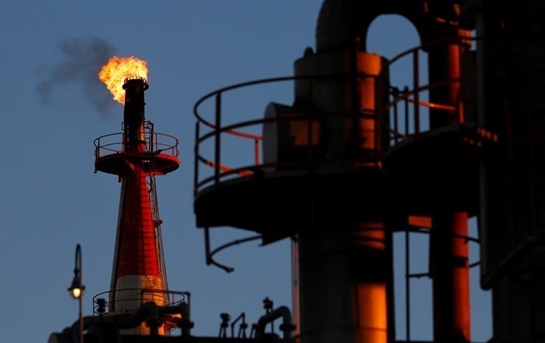 Цена нефти Brent установила новый рекорд падения