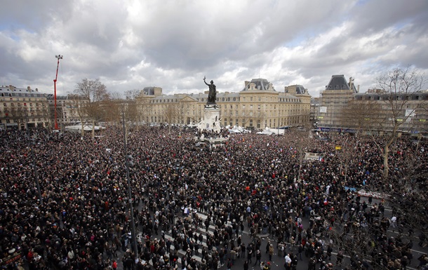 В Марше единства в Париже приняли участие более 1,5 миллиона человек