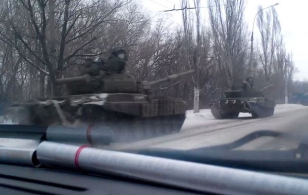 У Мережі з явилося відео колони військової техніки біля Краснодона