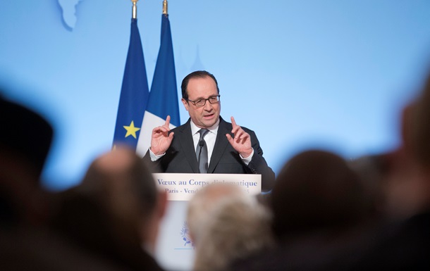 Рейтинг президента Франции после ряда нападений вырос на 21% - опрос 