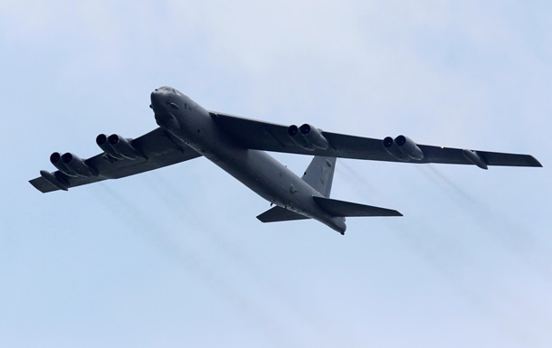 США поліпшили озброєння бомбардувальника B-52