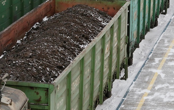 Україна буде продовжувати купувати вугілля за кордоном