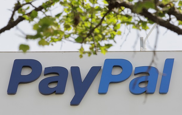 PayPal обещает вернуть деньги крымчанам