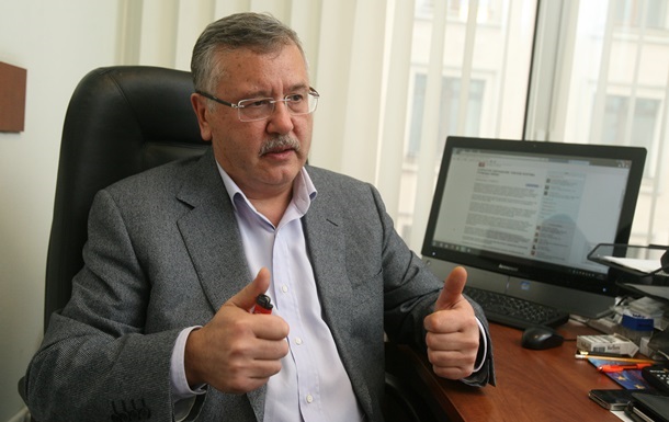 Корреспондент: Пять вопросов о военном положении Анатолию Гриценко