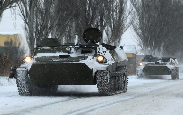 ОБСЕ вновь увидела на Донбассе бронетехнику без опознавательных знаков