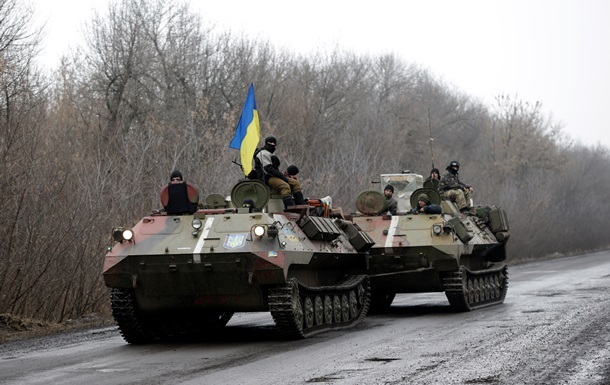 Бойцы АТО пошли на штурм в районе Углегорска - Семенченко 