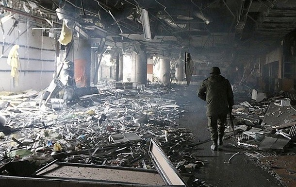 В аэропорту Донецка пропали без вести 28 украинских военных